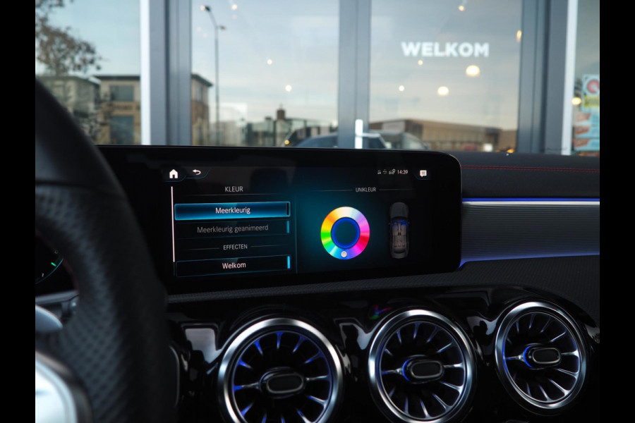 Mercedes-Benz CLA-Klasse 250e AMG / Pano / Distronic / Ambient / Multibeam / CarPlay / Camera / 19inch