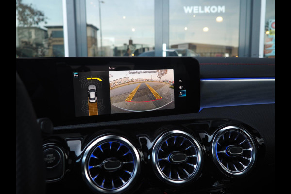 Mercedes-Benz CLA-Klasse 250e AMG / Pano / Distronic / Ambient / Multibeam / CarPlay / Camera / 19inch