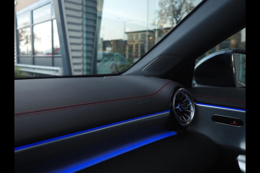 Mercedes-Benz CLA-Klasse 250e AMG / Pano / Distronic / Ambient / Multibeam / CarPlay / Camera / 19inch