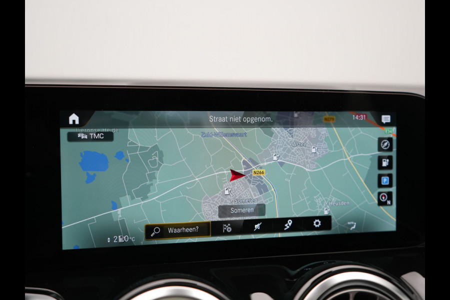 Mercedes-Benz EQB 350 4MATIC AMG Line 70 kWh 293pk Dealer O.H | Panodak | Camera | Alcantara Sportstoelen Verwarmd | Cruise Control | Apple Carplay | Virtual | Navigatie | DAB | 18"L.M |