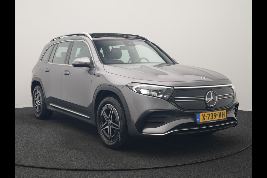 Mercedes-Benz EQB 350 4MATIC AMG Line 70 kWh 293pk Dealer O.H | Panodak | Camera | Alcantara Sportstoelen Verwarmd | Cruise Control | Apple Carplay | Virtual | Navigatie | DAB | 18"L.M |