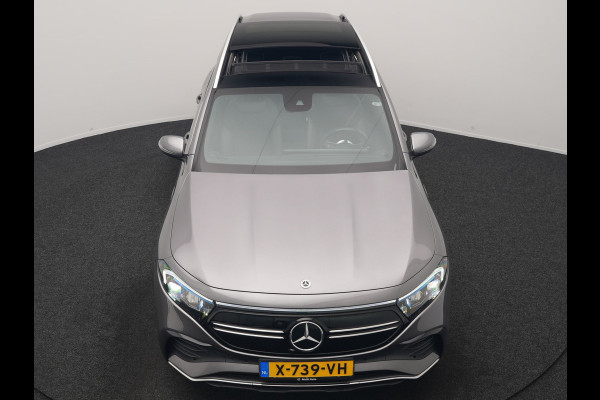 Mercedes-Benz EQB 350 4MATIC AMG Line 70 kWh 293pk Dealer O.H | Panodak | Camera | Alcantara Sportstoelen Verwarmd | Cruise Control | Apple Carplay | Virtual | Navigatie | DAB | 18"L.M |