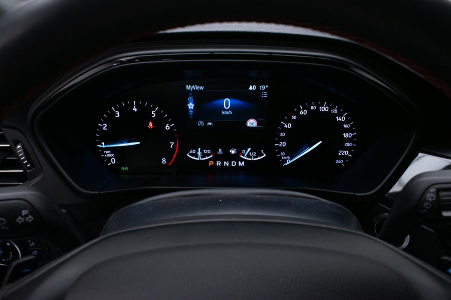 Ford FOCUS Wagon 1.0 EcoBoost Hybrid ST Line X Business ACC|Camera|B&O|Elektrische achterklep|Stoel- en stuurverwarming|LED-verlichting|Parkeersensoren voor en achter|Privacy Glass|Draadloos opladen|KeyFree|Winterpakket|Technology Pack