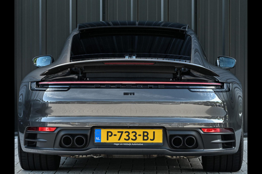 Porsche 911 3.0 Carrera | Panoramadak | Dealeronderhouden | 360 Camera | Ambiance Interieur | Stoel + Stuurverwarming | Elektrisch Verstelbare Stoelen |