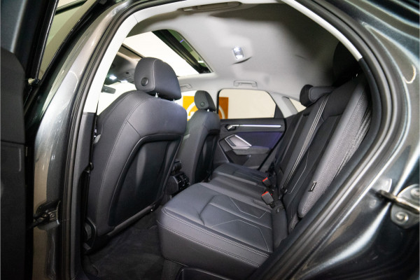 Audi Q3 Sportback 45 TFSI e Edition 245PK | Pano | Sfeer | Sonos | Dodehoek | Carplay | 12 MND Garantie