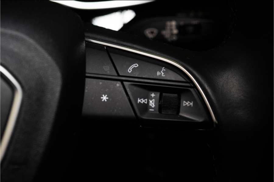 Audi Q3 Sportback 45 TFSI e Edition 245PK | Pano | Sfeer | Sonos | Dodehoek | Carplay | 12 MND Garantie