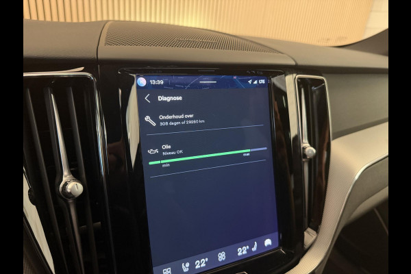 Volvo XC60 2.0 T6 Plug-in hybrid AWD Ultimate Dark | Panodak | LED | Navi | Camera | Incl. garantie