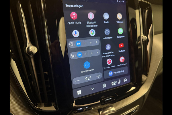 Volvo XC60 2.0 T6 Plug-in hybrid AWD Ultimate Dark | Panodak | LED | Navi | Camera | Incl. garantie