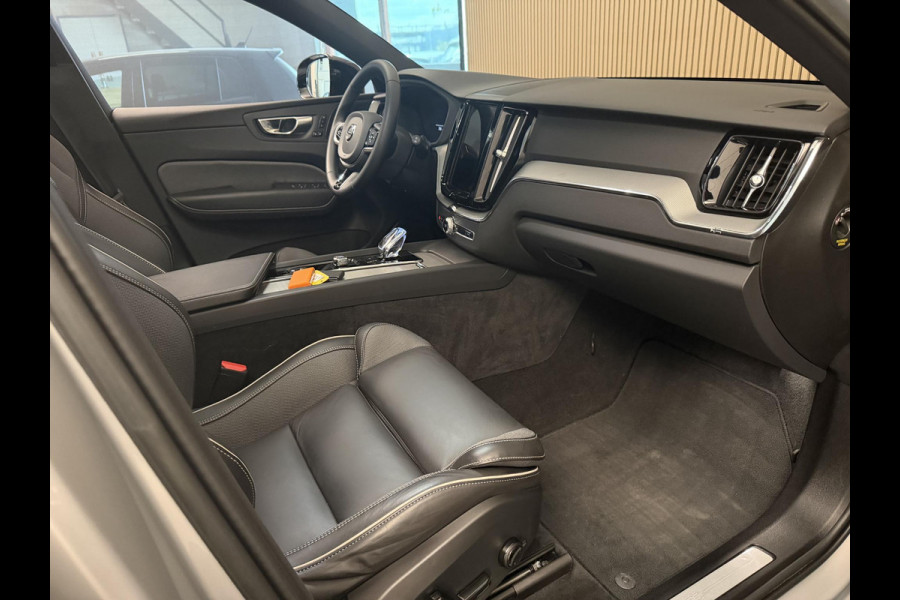 Volvo XC60 2.0 T6 Plug-in hybrid AWD Ultimate Dark | Panodak | LED | Navi | Camera | Incl. garantie