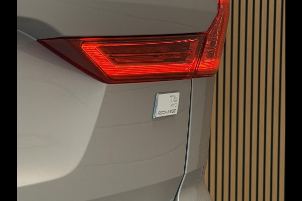 Volvo XC60 2.0 T6 Plug-in hybrid AWD Ultimate Dark | Panodak | LED | Navi | Camera | Incl. garantie