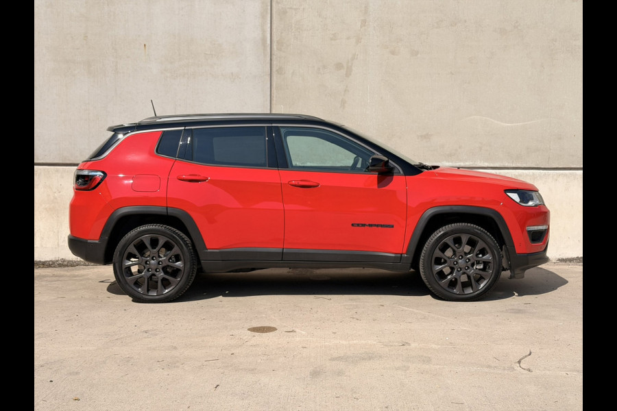 Jeep Compass 4xe 240 Plug-in Hybrid S Pano Trekh. 19'' Leder