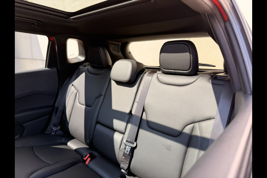 Jeep Compass 4xe 240 Plug-in Hybrid S Pano Trekh. 19'' Leder