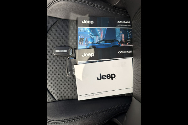 Jeep Compass 4xe 240 Plug-in Hybrid S Pano Trekh. 19'' Leder