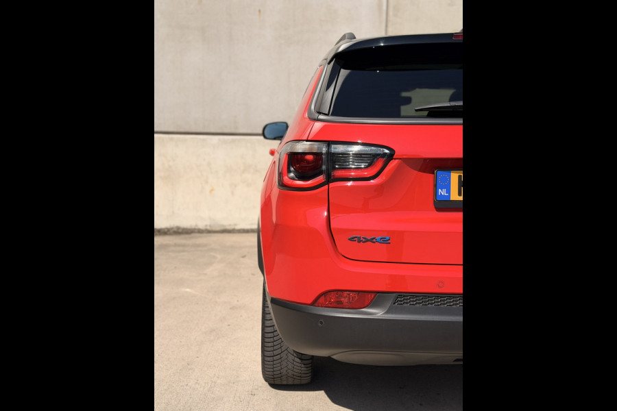 Jeep Compass 4xe 240 Plug-in Hybrid S Pano Trekh. 19'' Leder