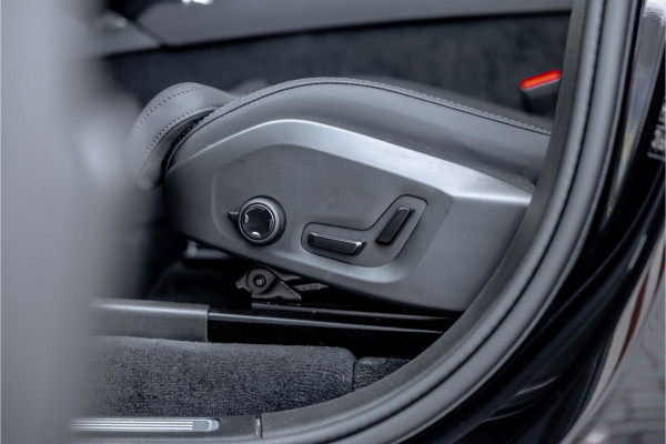 Volvo XC90 2.0 T8 Plug-in hybrid AWD Plus Bright - Panorama | H&K | Memory | 360 Camera