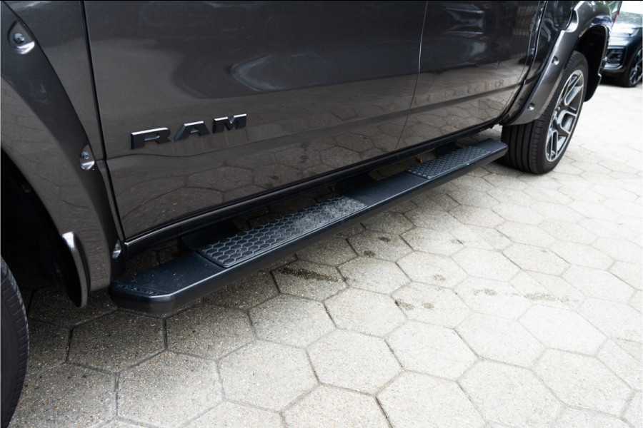Dodge Ram 1500 5.7 V8 4x4 Crew Cab Laramie 402PK | Excl. BTW | Pano | Prins LPG G3