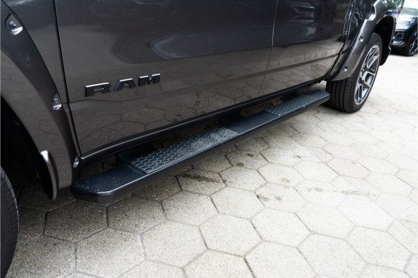 Dodge Ram 1500 5.7 V8 4x4 Crew Cab Laramie 402PK | Excl. BTW | Pano | Prins LPG G3