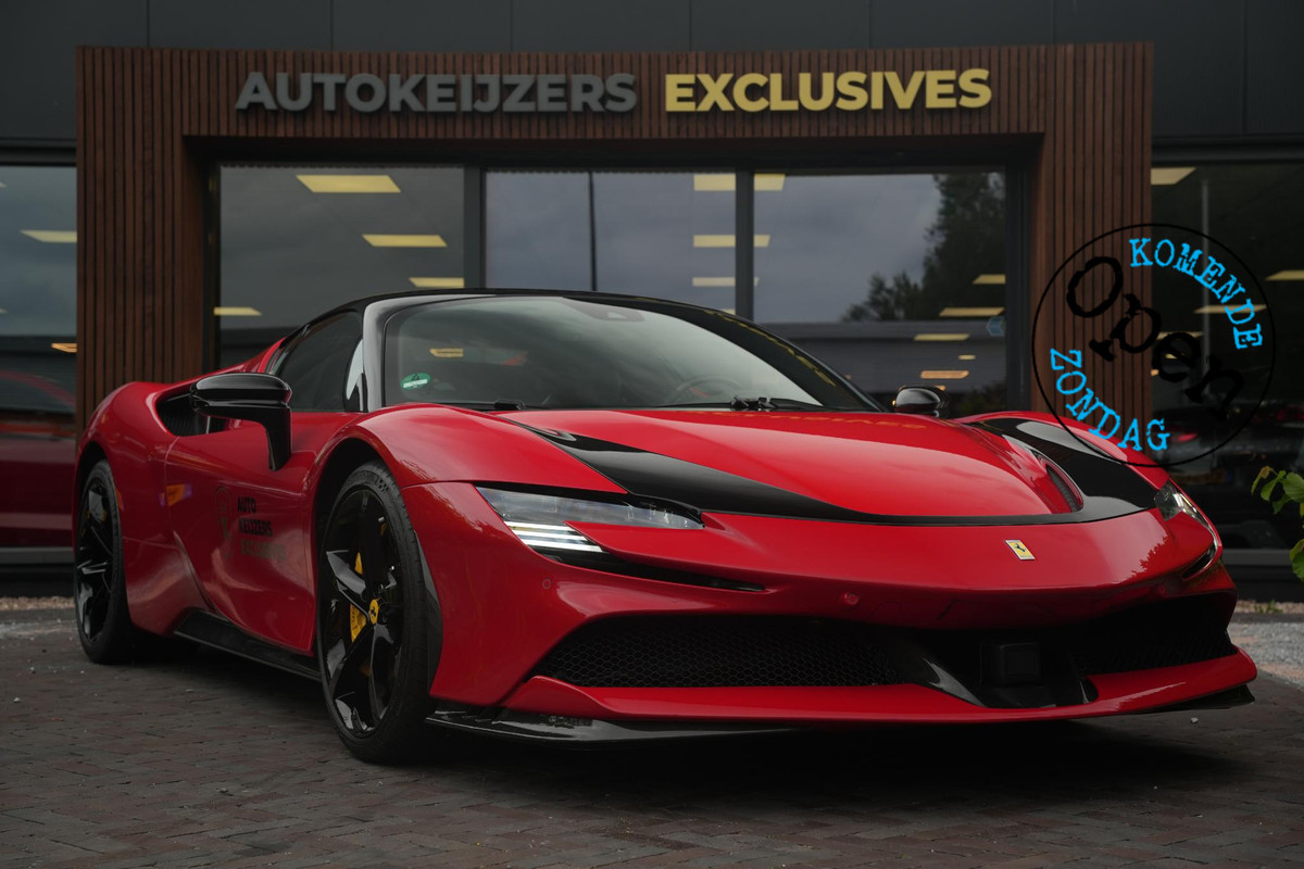 Ferrari SF90 Stradale 4.0 V8 Assetto Fiorano Fiorano Pack Carbon Fibre Daytona Racing Seats