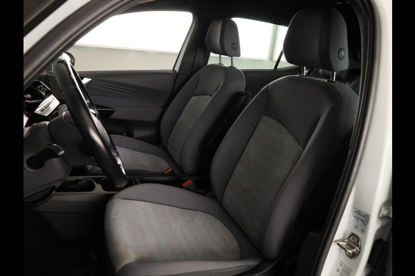 Volkswagen ID.3 First 58 kWh 204 pk | SOH 91,72% | Navigatie | Parkeersensoren | Apple Carplay/Android Auto | Stoel/stuur verwarming | Adaptieve cruise control |