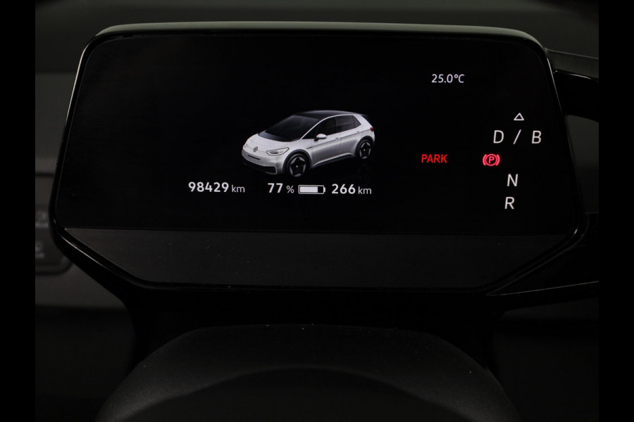 Volkswagen ID.3 First 58 kWh 204 pk | SOH 91,72% | Navigatie | Parkeersensoren | Apple Carplay/Android Auto | Stoel/stuur verwarming | Adaptieve cruise control |