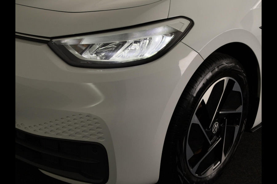 Volkswagen ID.3 First 58 kWh 204 pk | SOH 91,72% | Navigatie | Parkeersensoren | Apple Carplay/Android Auto | Stoel/stuur verwarming | Adaptieve cruise control |
