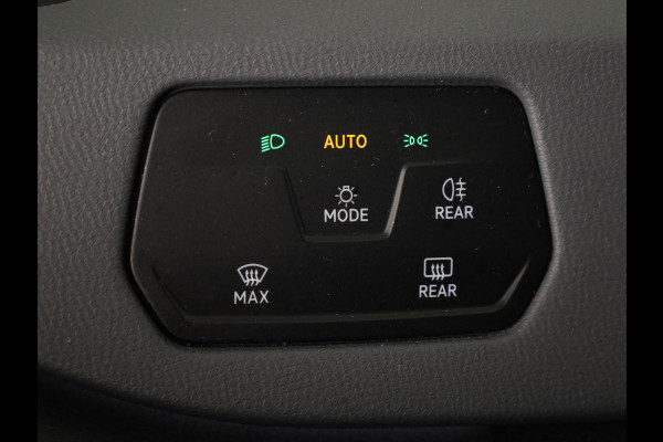 Volkswagen ID.3 First 58 kWh 204 pk | SOH 91,72% | Navigatie | Parkeersensoren | Apple Carplay/Android Auto | Stoel/stuur verwarming | Adaptieve cruise control |