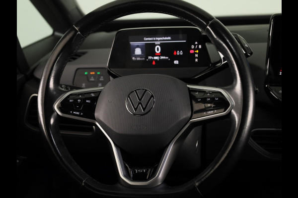 Volkswagen ID.3 First 58 kWh 204 pk | SOH 91,72% | Navigatie | Parkeersensoren | Apple Carplay/Android Auto | Stoel/stuur verwarming | Adaptieve cruise control |