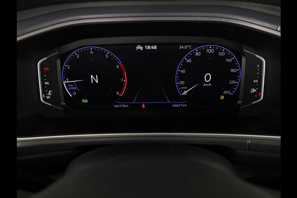 Volkswagen T-Roc 1.5 TSI Style 150 pk Automaat (DSG) | Navigatie via App | Parkeersensoren (Park assist) | Achteruitrijcamera | Autom. airco | Adaptieve cruise control | Stoelverwarming |