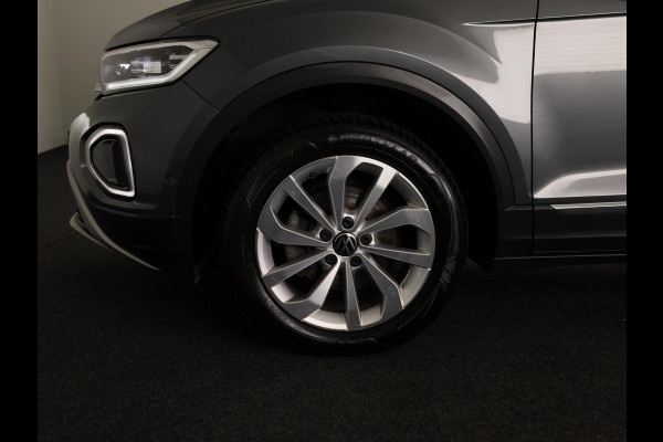 Volkswagen T-Roc 1.5 TSI Style 150 pk Automaat (DSG) | Navigatie via App | Parkeersensoren (Park assist) | Achteruitrijcamera | Autom. airco | Adaptieve cruise control | Stoelverwarming |