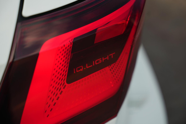 Volkswagen Golf 2.0 TSI GTI Panoramadak IQ Light Stuurverw.