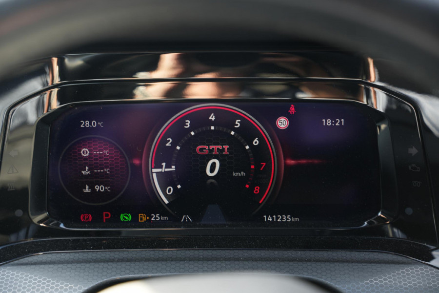 Volkswagen Golf 2.0 TSI GTI Panoramadak IQ Light Stuurverw.