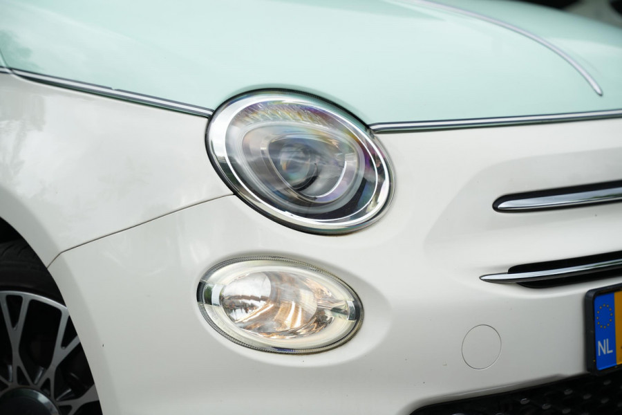 Fiat 500 0.9 TwinAir Turbo Collezione Panoramadak Airco Cruise Uconnect 16”LM Two Tone