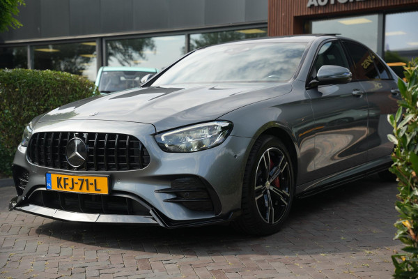 Mercedes-Benz E-Klasse 300 e AMG Line AMG Panoramadak Adapt. Cruise Facelift 18”LM E63 Look