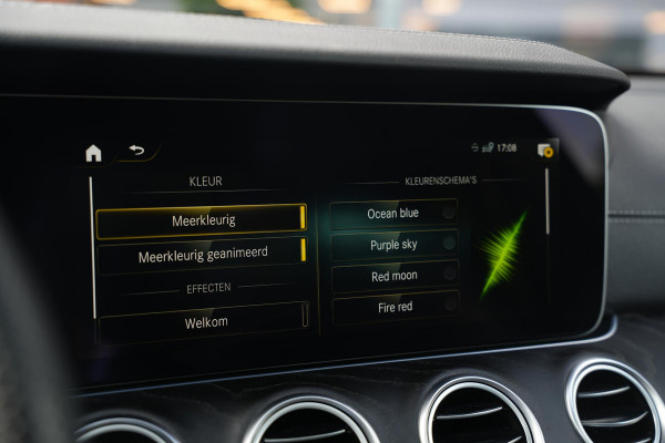 Mercedes-Benz E-Klasse 300 e AMG Line AMG Panoramadak Adapt. Cruise Facelift 18”LM E63 Look