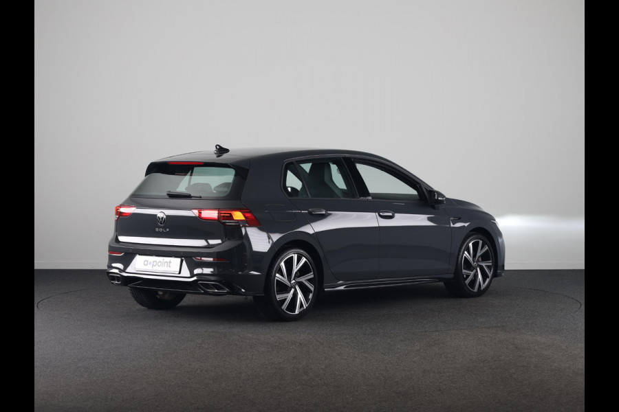 Volkswagen Golf 1.5 TSI R-Line 130 pk | Navigatie via App | Parkeersensoren | Autom. airco | Apple Carplay/Android Auto | R-Line |
