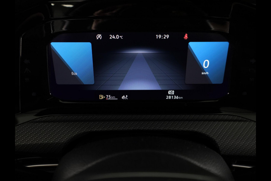 Volkswagen Golf 1.5 TSI R-Line 130 pk | Navigatie via App | Parkeersensoren | Autom. airco | Apple Carplay/Android Auto | R-Line |
