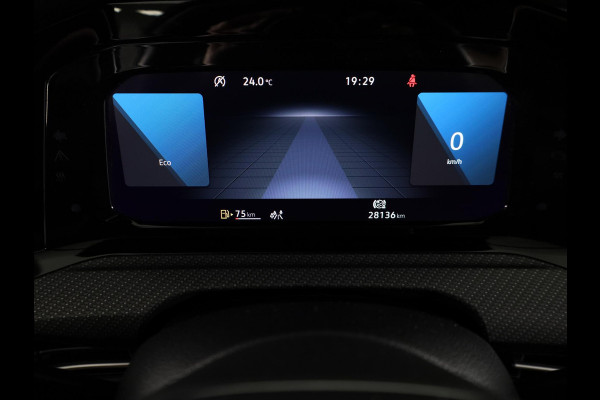 Volkswagen Golf 1.5 TSI R-Line 130 pk | Navigatie via App | Parkeersensoren | Autom. airco | Apple Carplay/Android Auto | R-Line |