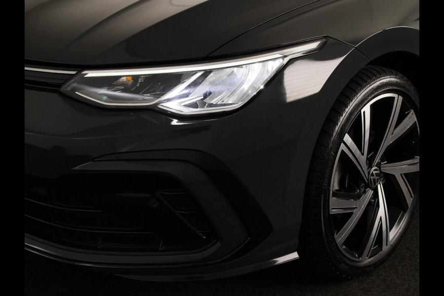 Volkswagen Golf 1.5 TSI R-Line 130 pk | Navigatie via App | Parkeersensoren | Autom. airco | Apple Carplay/Android Auto | R-Line |