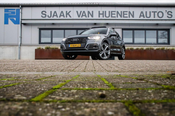 Audi Q5 55 TFSI e Quattro Competition Pro Line S S-Line 367pk Automaat! 1e|DLR|Panoramadak|Virtual Cockpit|LED Matrix|ACC|Black|21