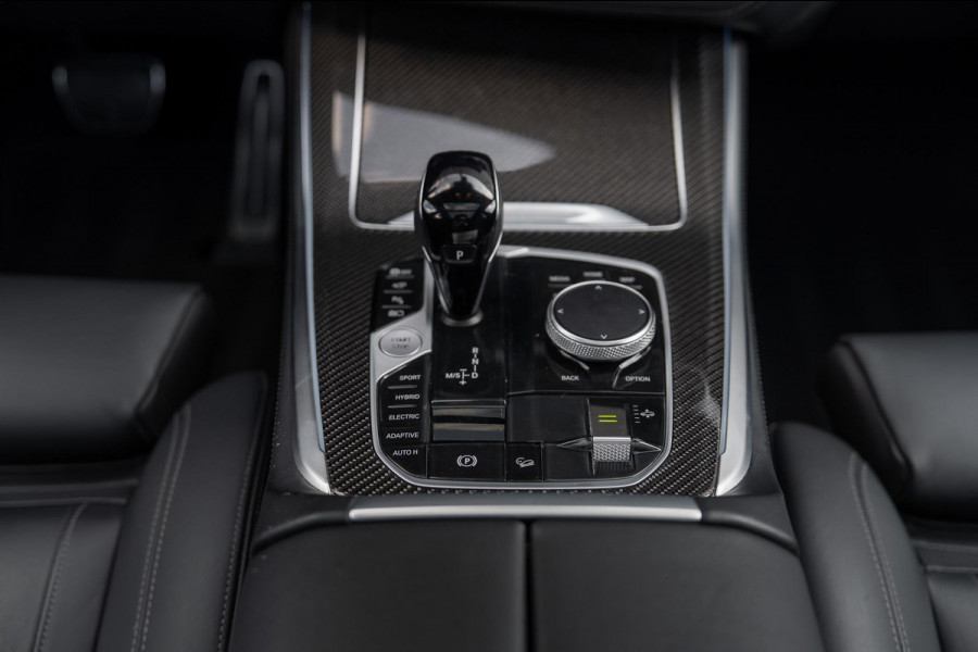 BMW X5 xDrive45e M-Sport 4-Wielsturing Carbon CoPilot VOL