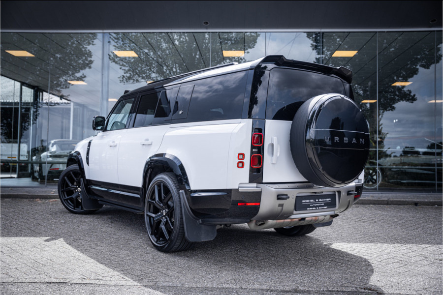 Land Rover Defender 130 3.0 P400 130 X-Dynamic SE 8-p ** Panodak ** Trekhaak ** Meridian ** Treeplanken ** URBAN ** Memory ** 23 inch ** Ventilatie