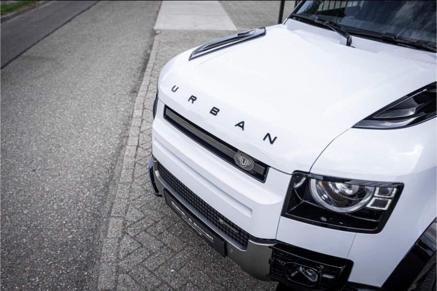 Land Rover Defender 130 3.0 P400 130 X-Dynamic SE 8-p ** Panodak ** Trekhaak ** Meridian ** Treeplanken ** URBAN ** Memory ** 23 inch ** Ventilatie