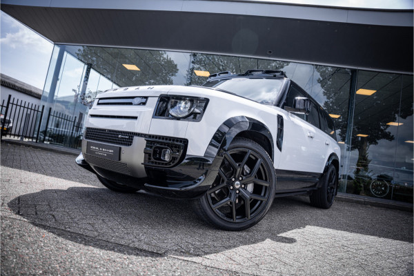 Land Rover Defender 130 3.0 P400 130 X-Dynamic SE 8-p ** Panodak ** Trekhaak ** Meridian ** Treeplanken ** URBAN ** Memory ** 23 inch ** Ventilatie
