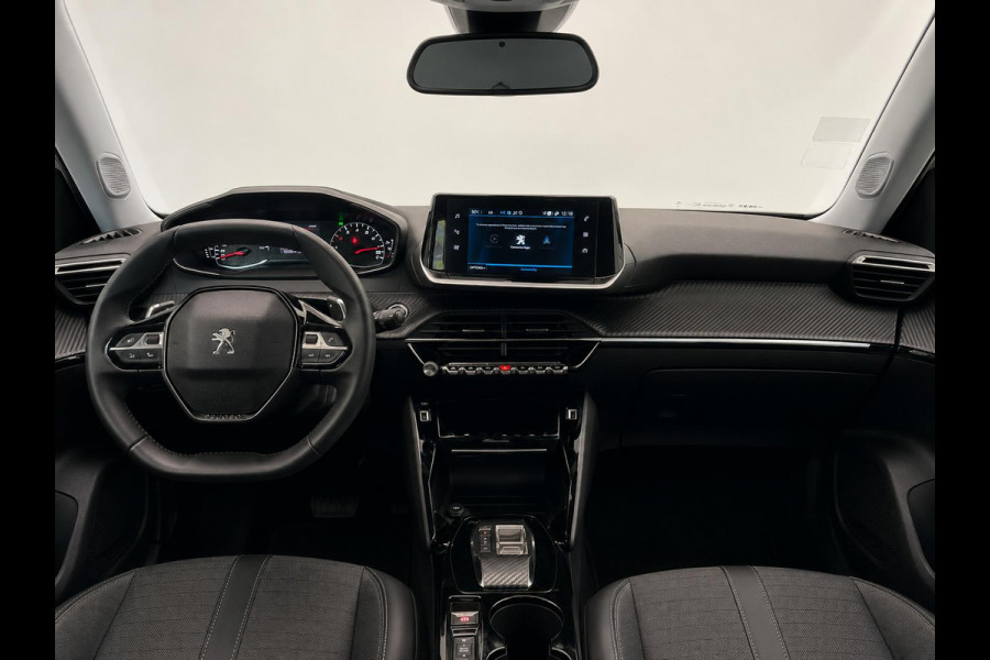 Peugeot 2008 1.2 PureTech Allure Automaat Navigatie Apple Carplay Android Auto Camera Parkeerhulp Cruise Control Full Led Climate Control Lichtmetalen velgen