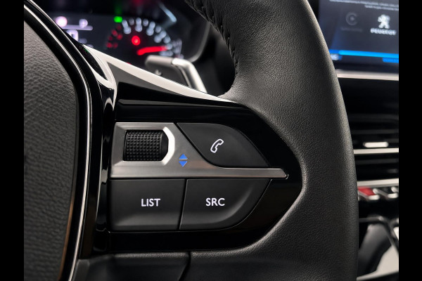 Peugeot 2008 1.2 PureTech Allure Automaat Navigatie Apple Carplay Android Auto Camera Parkeerhulp Cruise Control Full Led Climate Control Lichtmetalen velgen