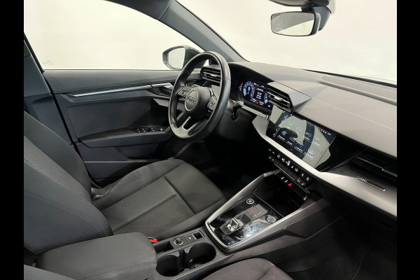 Audi A3 Sportback 30 TFSI Pro Line Airco ECC Carplay Navi PDC Achter Full LED Audi Sound Stoelverwarming Cruise Control