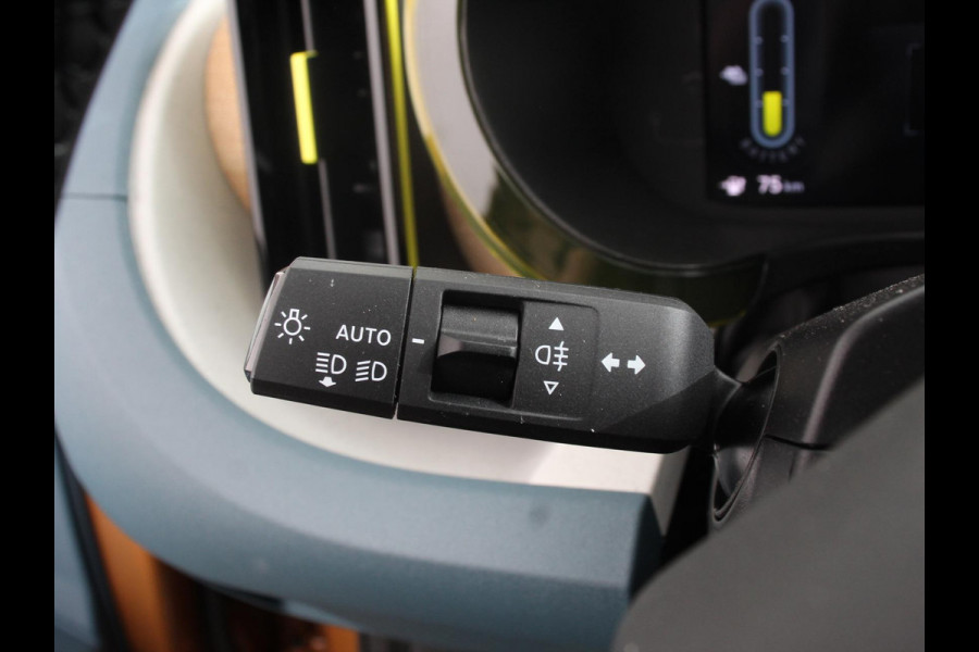 Fiat Grande Panda La Prima 7.4 kW 44 kWh Cruise control Cruise control Achteruitrijcamera Voorstoelen verwarmd Stuurverwarming Parkeersensoren Apple Carplay/ Android Auto