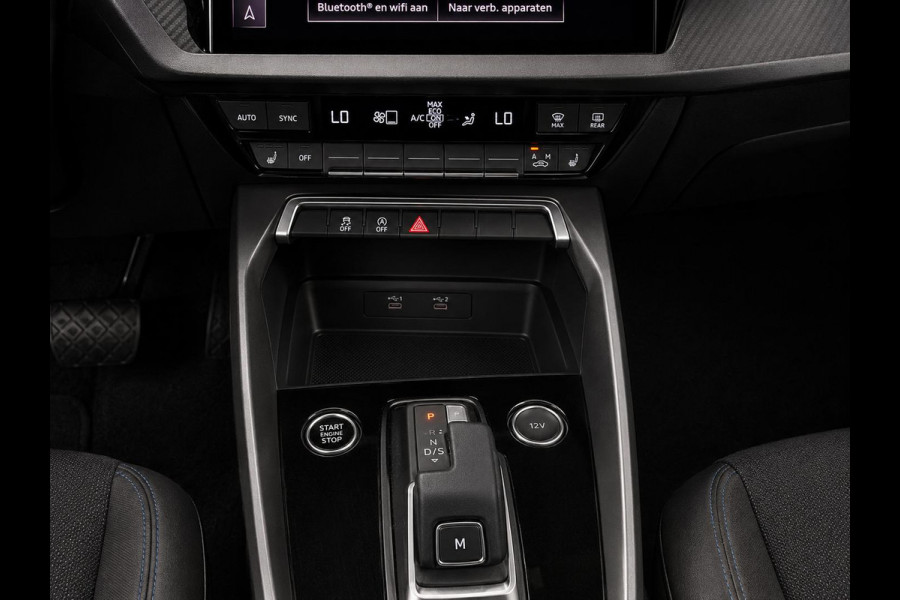 Audi A3 Sportback 30 TFSI Pro Line Airco ECC Carplay Navi PDC Achter Full LED Audi Sound Stoelverwarming Cruise Control