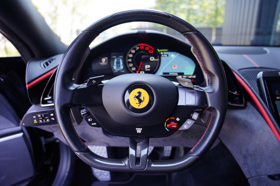 Ferrari Roma 3.9 V8 HELE / Passenger Display / Carbon / Apple Carplay