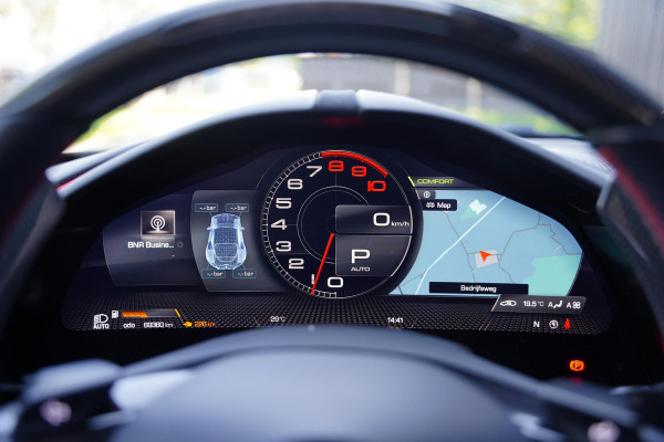 Ferrari Roma 3.9 V8 HELE / Passenger Display / Carbon / Apple Carplay